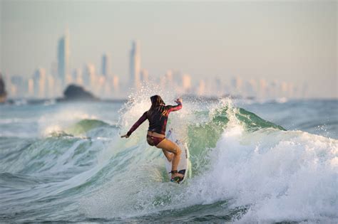 Surfing Australia Surfers Surfing In Australia Class Girl