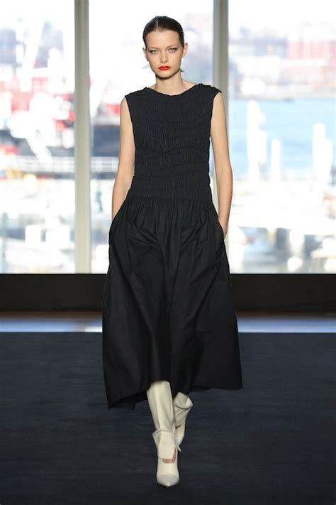 Narciso Rodriguez Fall 2019 Womenswear Ready To Wear Collection New