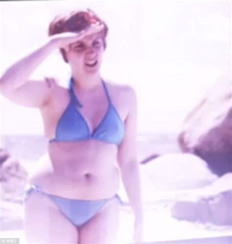 girls season three teaser trailer of stills is released and lena dunham shows off her bikini