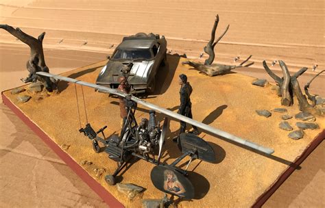Aoshima Mad Max The Road Warrior With Gyrocopter Figures Ready For Inspection