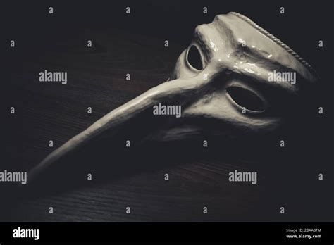 Venetian Plague Mask Venezianische Pestmaske Stock Photo Alamy