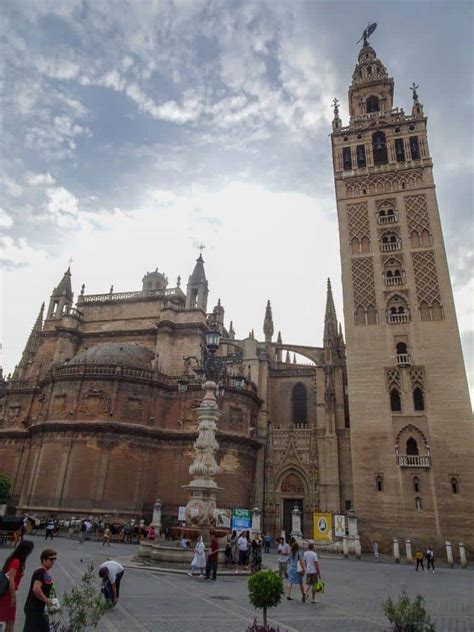 Best 5 Places To Visit In Seville Spain