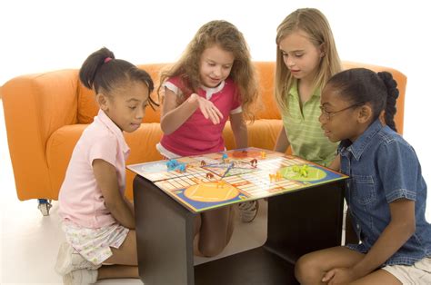In the following we have listed evrything you have to know about this easy crystal kids' experiment. Unbelievably Enchanting Indoor Games for Small Groups