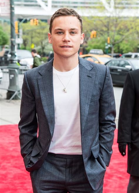 Peaky Blinders Star Finn Cole Doesnt Want Women To Glorify His Muscles Daily Star