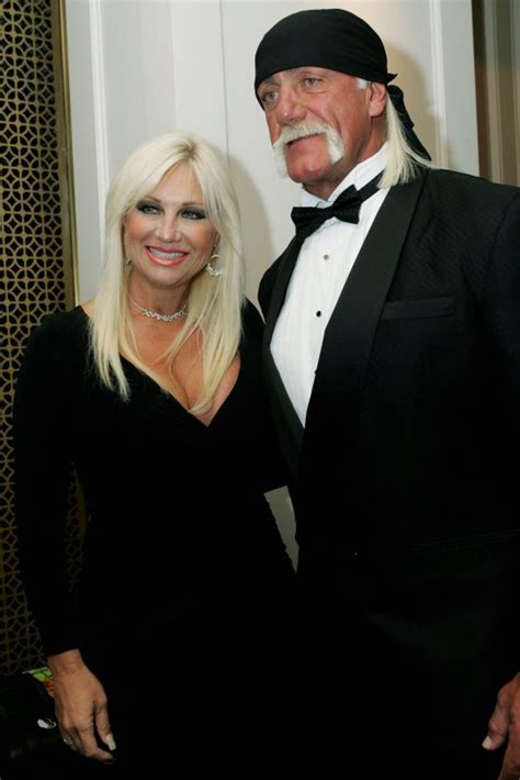 Hulk Hogan And Wife Settle Divorce