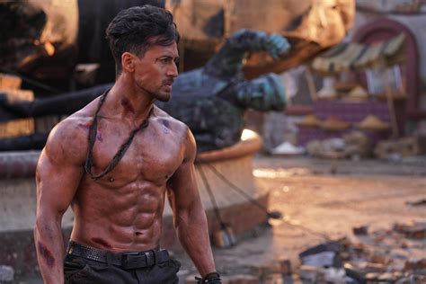 Baaghi Movie Review Open The Magazine