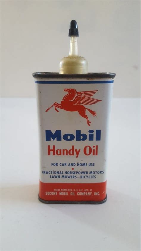 Vintage 1950s Mobil Handy Oil Can For Car And Home Use Etsy Oils