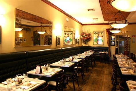 kʁɛm də kasis) (also known as cassis liqueur) is a sweet, dark red liqueur made from blackcurrants. Bistro Cassis: Long Island Restaurants Review - 10Best ...