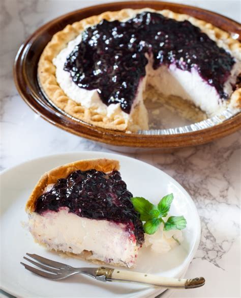 Blueberry Cream Pie Is Easy With This Simple Recipe