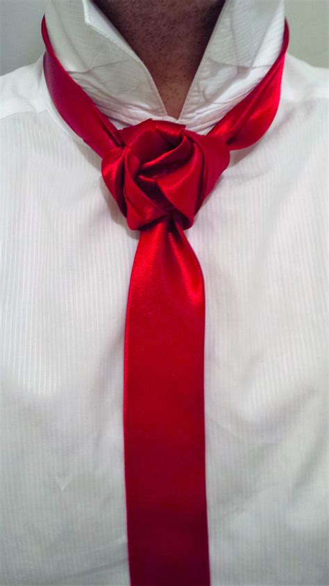 The Stephanie Rose Knot By Boris Mockaaka The Jugger Knot Tie