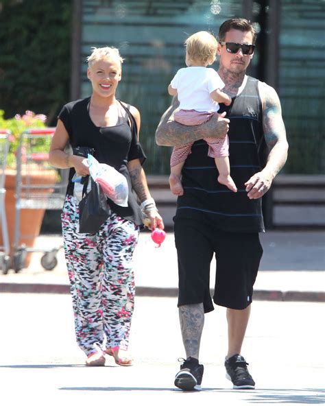 Last night, hard rock hotel & casino in las vegas saw a great mix of celebrities, athletes and musicians (pictured above: Pink, Carey Hart and baby Willow: What's for lunch ...
