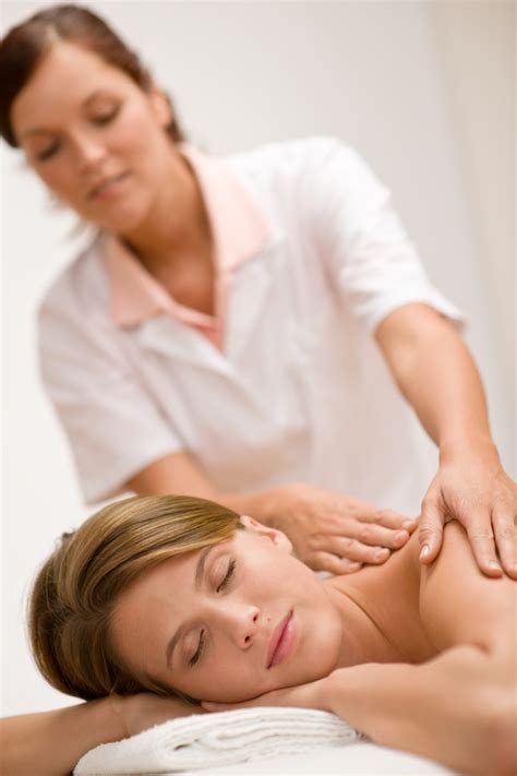 Es fühlt sich tatsächlich an wie eine massage. Massage Zuhause - Hamburg Relaxt - Mobile Massage ...