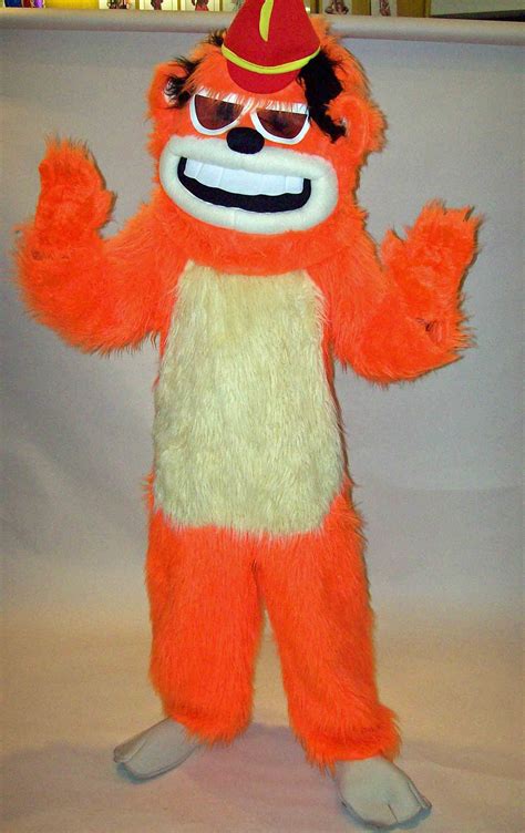 Mascot & character fancy dress costumes for hire, including the gruffalo, paw patrol mascot costumes, minion, muppets and monsters inc costumes. Banana Splits - Bingo | Character costumes, Banana splits ...