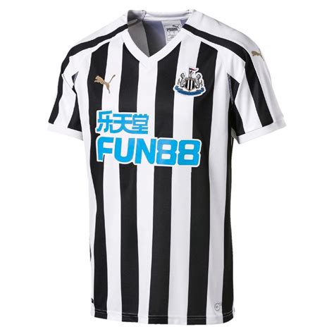 It shows all personal information about the players, including age, nationality. Puma Newcastle United Home Mens Short Sleeve Jersey 2018 ...