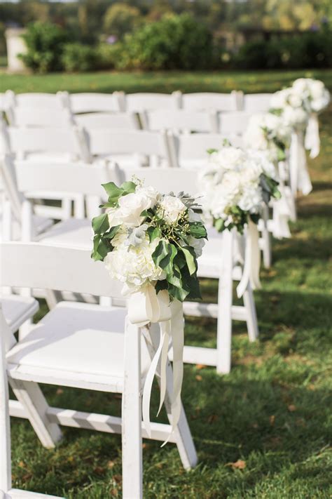 Wedding Vendors Zola Chiavari Chairs Wedding Ceremony White Chairs