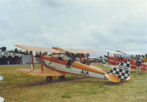 Tiger Moth ZK AIA Th In The Line Up At Hood Aerodrome Flickr