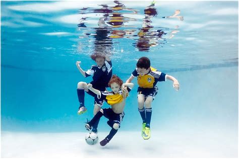 I Photograph Kids Playing Their Favorite Sports Underwater Bored Panda