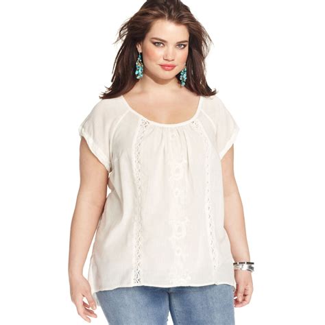 Lyst Jessica Simpson Plus Size Shortsleeve Embroidered Peasant Top In