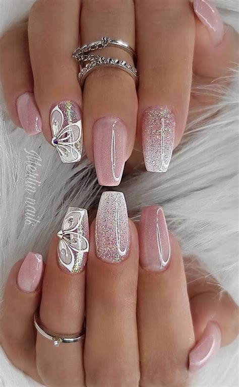 Best And Playful Glitter Nails Design Ideas In This Week Part