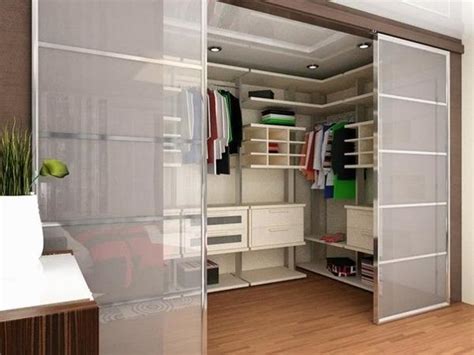 This sixth floor penthouse overlooks the city lakes, the uptown retail district and the city skyline beyond. 33 Walk In Closet Design Ideas to Find Solace in Master Bedroom