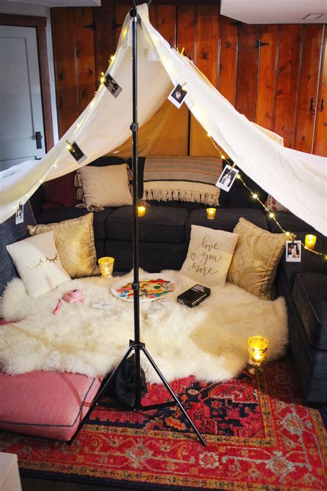 How To Build The Ultimate Blanket Fort Fort Van Dekens Overnachten