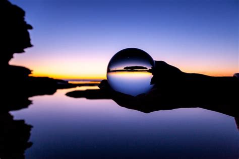 9 Tips For Unique And Mesmerising Crystal Ball Photography