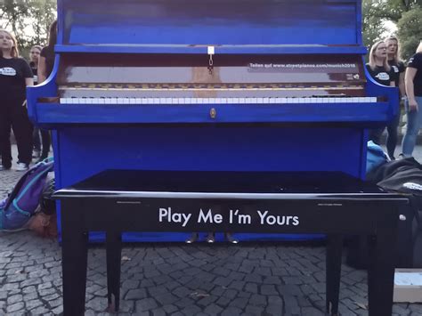 Street Pianos For Everyone To Play Play Me Im Yours The Urban Activist