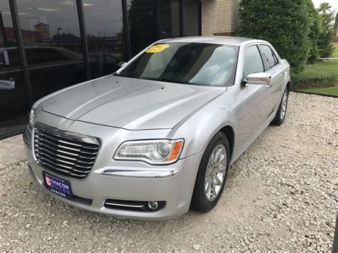 Read expert reviews on the 2012 chrysler 300 from the sources you trust. Used 2012 Chrysler 300 Limited RWD for Sale - Chacon Autos