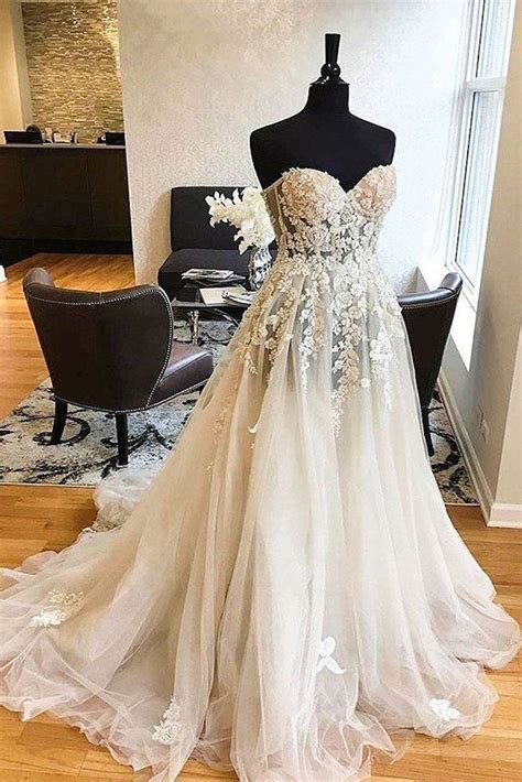 White Tulle Lace Strapless Long Prom Dress Wedding Dresses In 2020 Wedding Dress Tulle Lace