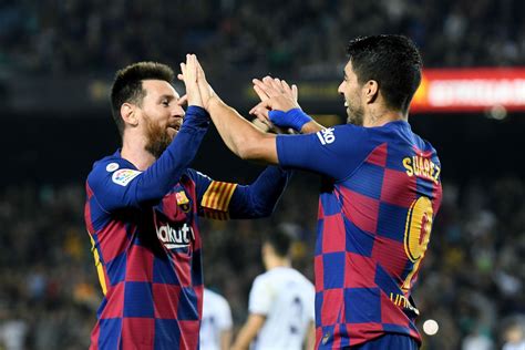 Jun 03, 2021 · la despedida de los participantes, el jurado y paula chaves a agustina fontenla de bake off. El cautivador mensaje de despedida de Messi para Luis Suárez