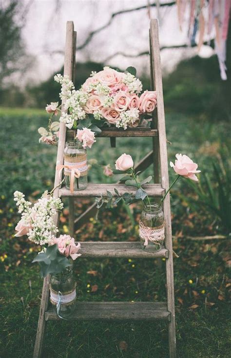 20 Vintage Rustic Wedding Decoration Ideas With Ladders