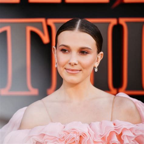 Lista 101 Foto De Que Color Son Los Ojos De Millie Bobby Brown Alta