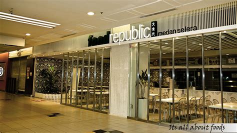 With dozens of malls coming up all over city, each mall needs something unique to identify itself with. Food Republic @ One Utama Shopping Mall (Invited Review ...