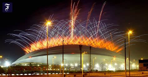 Erstes Komplett Neu Gebautes Wm Stadion In Qatar Eröffnet