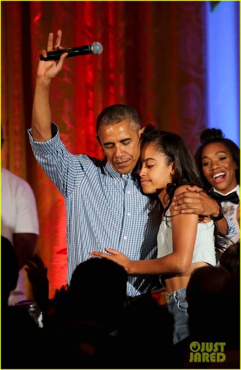 Photo Barack Obama Sings Malia Happy Birthday At July 4 Party 02 Photo 3699657 Just Jared