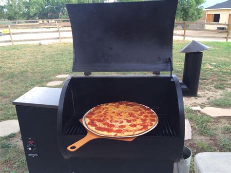 Can You Cook A Frozen Pizza On A Traeger Grill