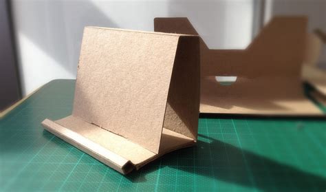 While card stands don't have much to do with protecting your cards, they are vital in displaying them. Runaway Prototype Design: Cardboard business card holder