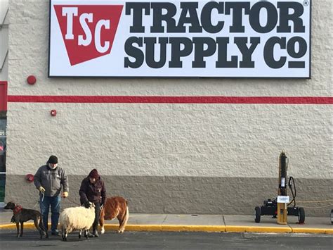 Tractor Supply Co Holds Grand Opening In Kewaunee
