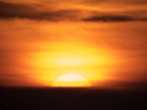 Free Photo Sunset Big Yellow Sun On Orange Sky