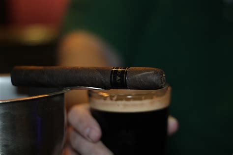 Episode 5 Maximum Overdrive Emilio Af1 Cigar 1554 Black Lager