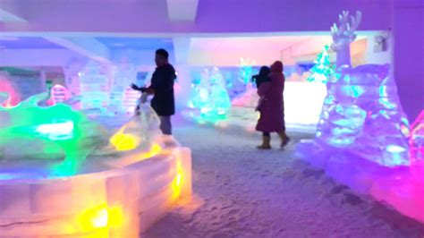 The walkway space is quite narrow if you walk around with the float. Snow walk @I-City Shah Alam - YouTube
