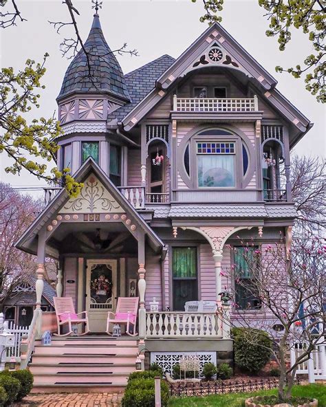Victorian Houses On Twitter Victorian Homes Gothic House Victorian