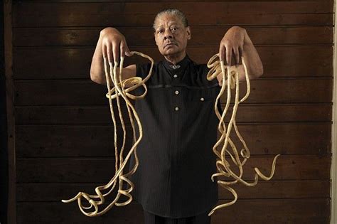 Melvin Boothe The Man With The Longest Nails In World Weben