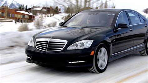 4matic All Wheel Drive Demonstration In Snow Mercedes Benz Youtube