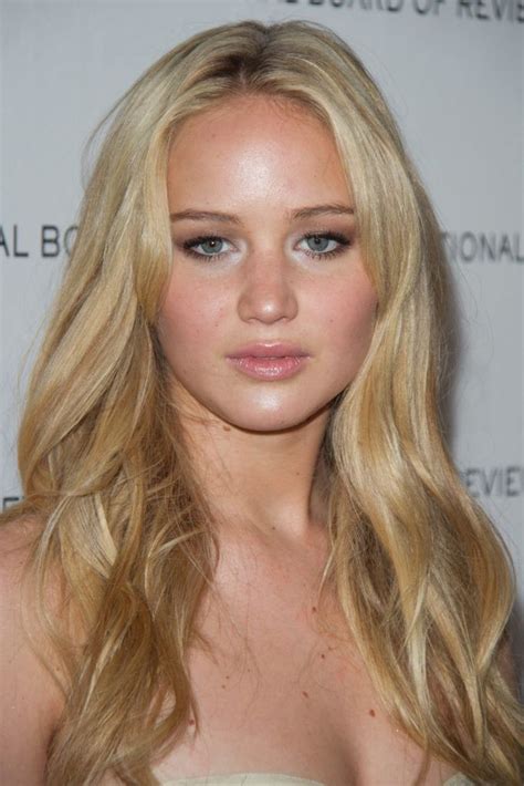 Jennifer Lawrence With Blonde Hair