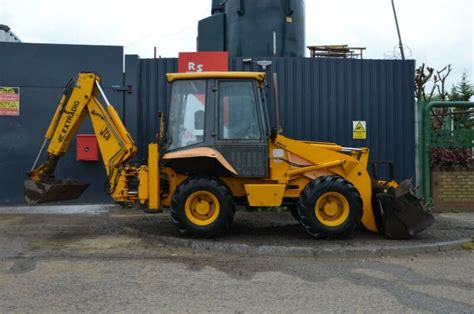 Backhoe Jcb 2cx Streetmaster 2 Buckets Forks No Vat For Sale From