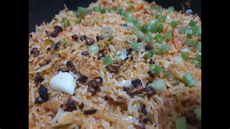 Enjoy our signature chicken rice, smooth. Burnt garlic chicken fried rice - YouTube
