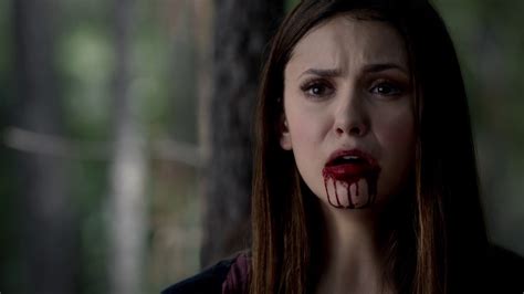Em Qual Temporada Elena Vira Vampira