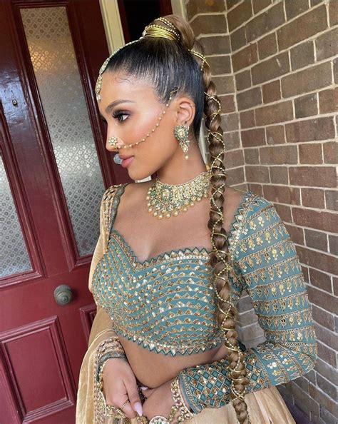 Desi Goddess With Tight Braid🦴 Scrolller