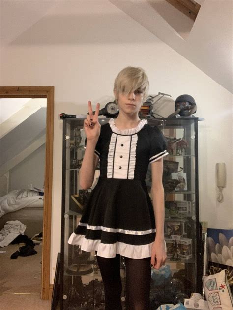 I Decided To Dress Up Again This Time As A Maid Boy Femboy